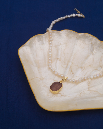 Noori Necklace